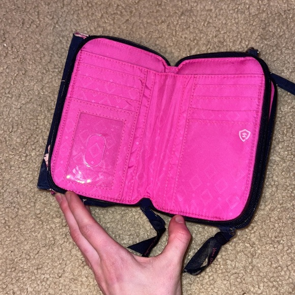 wallet - Picture 2 of 4